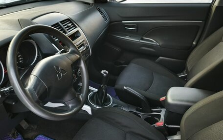 Mitsubishi ASX I рестайлинг, 2013 год, 735 000 рублей, 17 фотография