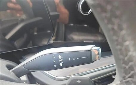 Chevrolet Tahoe IV, 2025 год, 12 100 000 рублей, 16 фотография