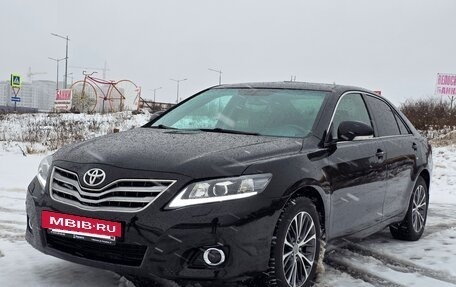 Toyota Camry, 2010 год, 1 050 000 рублей, 4 фотография