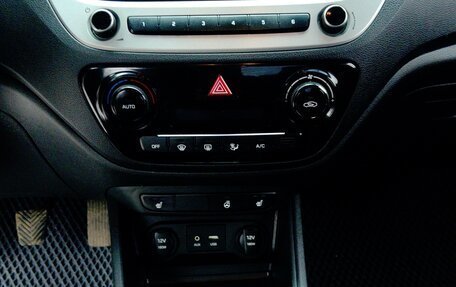 Hyundai Solaris II рестайлинг, 2017 год, 1 100 000 рублей, 9 фотография