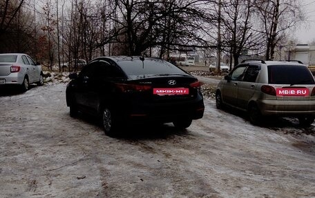 Hyundai Solaris II рестайлинг, 2017 год, 1 100 000 рублей, 18 фотография