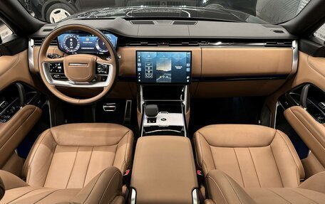 Land Rover Range Rover IV рестайлинг, 2025 год, 29 000 000 рублей, 15 фотография