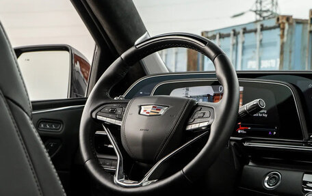 Cadillac Escalade V, 2022 год, 15 000 000 рублей, 24 фотография