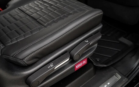 Cadillac Escalade V, 2022 год, 15 000 000 рублей, 22 фотография