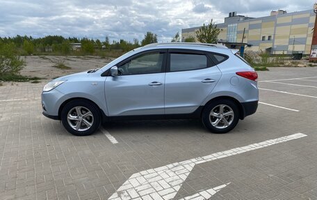 Hyundai Tucson III, 2011 год, 1 350 000 рублей, 8 фотография