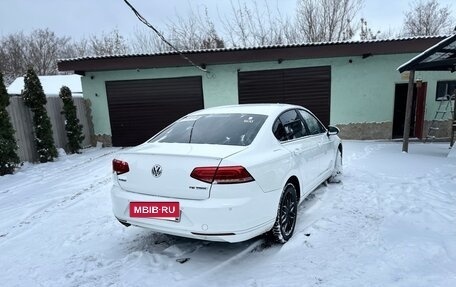 Volkswagen Passat B8 рестайлинг, 2015 год, 1 800 000 рублей, 3 фотография