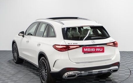 Mercedes-Benz GLC, 2025 год, 9 390 000 рублей, 34 фотография
