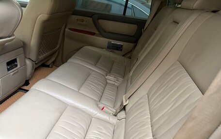 Toyota Land Cruiser 100 рестайлинг 2, 2006 год, 1 500 000 рублей, 4 фотография