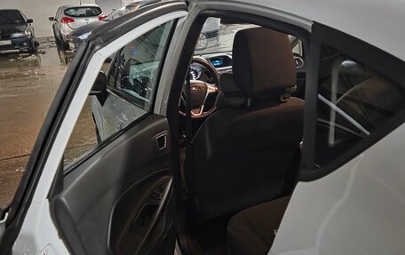 Ford Fiesta, 2017 год, 850 000 рублей, 10 фотография