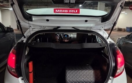 Ford Fiesta, 2017 год, 850 000 рублей, 11 фотография