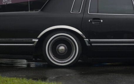 Lincoln Town Car II, 1994 год, 2 500 000 рублей, 10 фотография