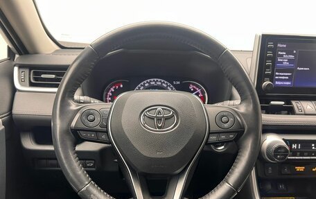 Toyota RAV4, 2019 год, 3 490 000 рублей, 19 фотография