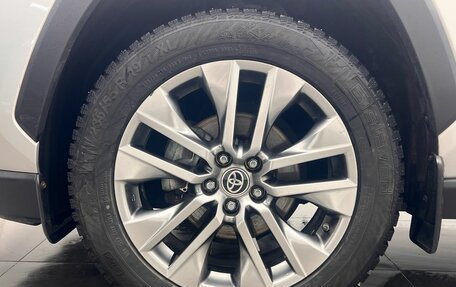 Toyota RAV4, 2019 год, 3 490 000 рублей, 24 фотография