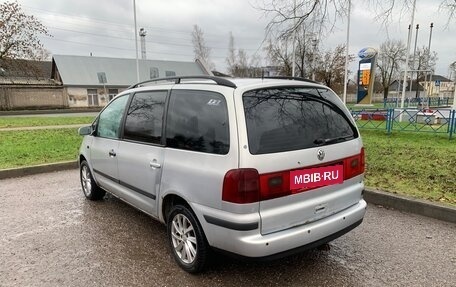 Volkswagen Sharan I рестайлинг, 2003 год, 420 000 рублей, 3 фотография