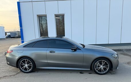 Mercedes-Benz E-Класс, 2021 год, 6 700 000 рублей, 7 фотография