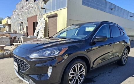 Ford Escape III, 2019 год, 2 700 000 рублей, 1 фотография