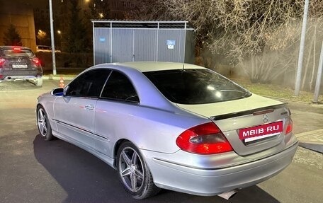 Mercedes-Benz CLK-Класс, 2002 год, 890 000 рублей, 13 фотография