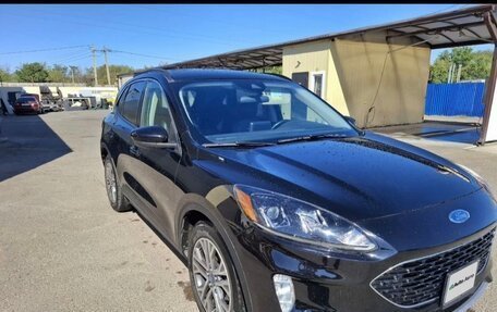 Ford Escape III, 2019 год, 2 700 000 рублей, 2 фотография