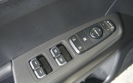 KIA Sportage IV рестайлинг, 2018 год, 2 164 000 рублей, 14 фотография