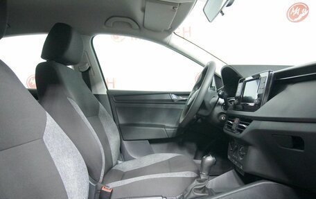 Skoda Rapid II, 2021 год, 1 559 000 рублей, 10 фотография