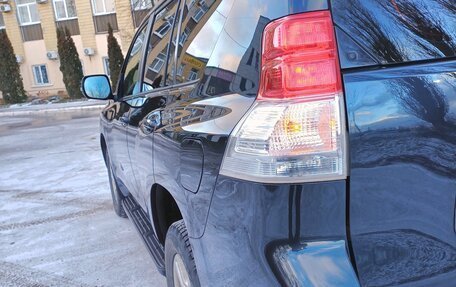 Toyota Land Cruiser Prado 150 рестайлинг 2, 2010 год, 2 455 000 рублей, 15 фотография