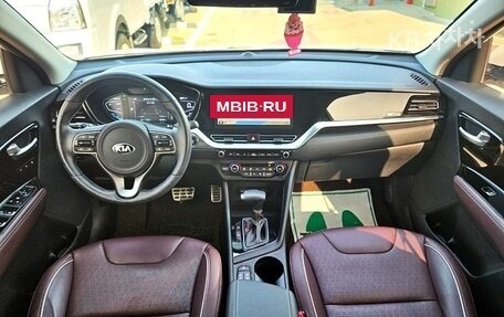 KIA Niro I, 2022 год, 1 587 000 рублей, 5 фотография