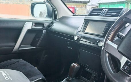 Toyota Land Cruiser Prado 150 рестайлинг 2, 2015 год, 3 400 000 рублей, 4 фотография