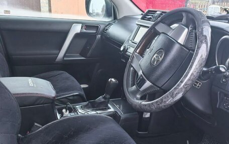 Toyota Land Cruiser Prado 150 рестайлинг 2, 2015 год, 3 400 000 рублей, 10 фотография