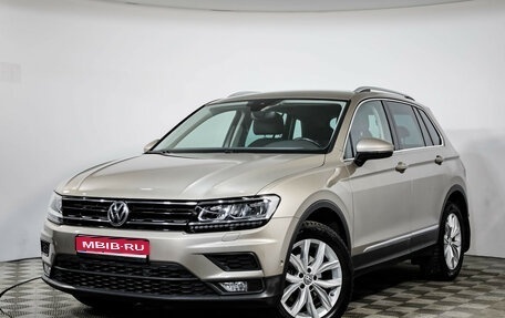 Volkswagen Tiguan II, 2020 год, 2 375 000 рублей, 1 фотография