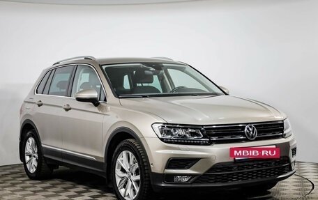 Volkswagen Tiguan II, 2020 год, 2 375 000 рублей, 3 фотография