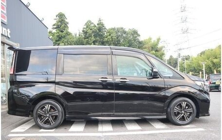 Honda Stepwgn IV, 2021 год, 2 140 000 рублей, 5 фотография