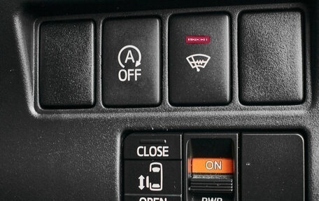 Toyota Noah III, 2014 год, 1 650 000 рублей, 20 фотография