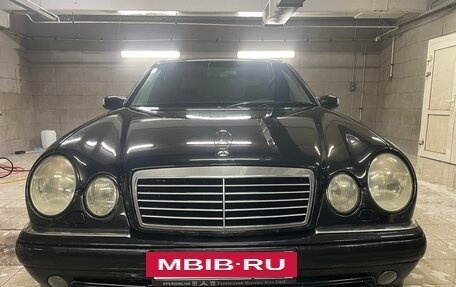 Mercedes-Benz E-Класс, 1996 год, 650 000 рублей, 2 фотография