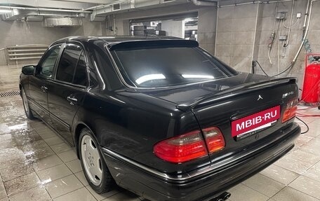 Mercedes-Benz E-Класс, 1996 год, 650 000 рублей, 7 фотография