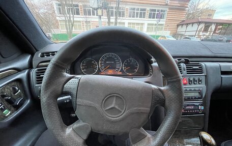 Mercedes-Benz E-Класс, 1996 год, 650 000 рублей, 12 фотография