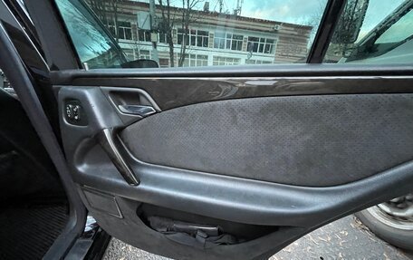 Mercedes-Benz E-Класс, 1996 год, 650 000 рублей, 15 фотография