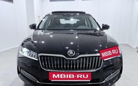 Skoda Superb III рестайлинг, 2025 год, 3 400 000 рублей, 3 фотография