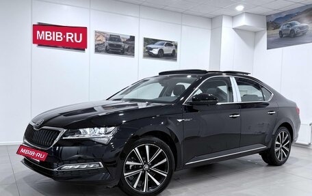 Skoda Superb III рестайлинг, 2025 год, 3 400 000 рублей, 2 фотография