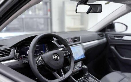 Skoda Superb III рестайлинг, 2025 год, 3 400 000 рублей, 12 фотография