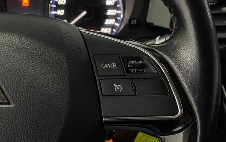 Mitsubishi Outlander III рестайлинг 3, 2016 год, 1 299 000 рублей, 12 фотография