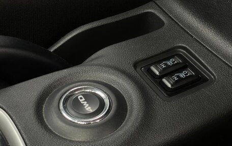 Mitsubishi Outlander III рестайлинг 3, 2016 год, 1 299 000 рублей, 15 фотография