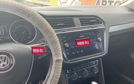 Volkswagen Tiguan II, 2019 год, 2 550 000 рублей, 3 фотография