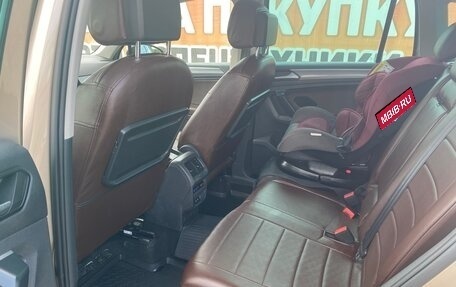 Volkswagen Tiguan II, 2019 год, 2 550 000 рублей, 11 фотография