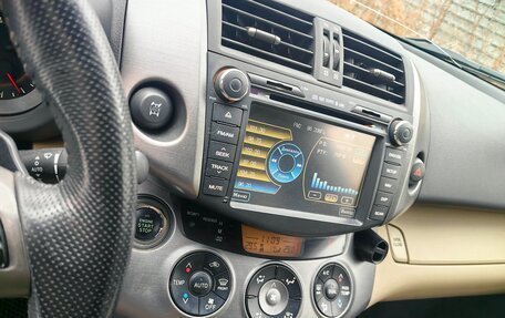 Toyota RAV4, 2010 год, 1 400 000 рублей, 4 фотография