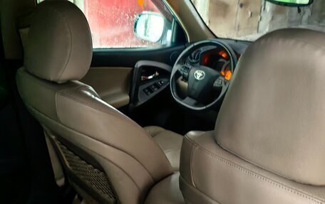 Toyota RAV4, 2010 год, 1 400 000 рублей, 11 фотография