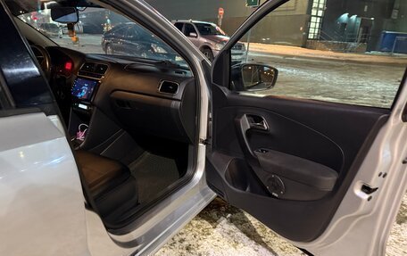 Volkswagen Polo VI (EU Market), 2013 год, 670 000 рублей, 11 фотография