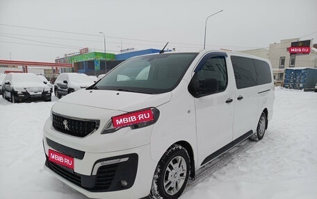 Peugeot Traveller I, 2021 год, 2 860 000 рублей, 1 фотография