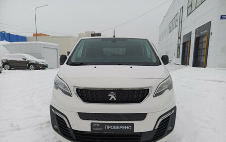 Peugeot Traveller I, 2021 год, 2 860 000 рублей, 2 фотография