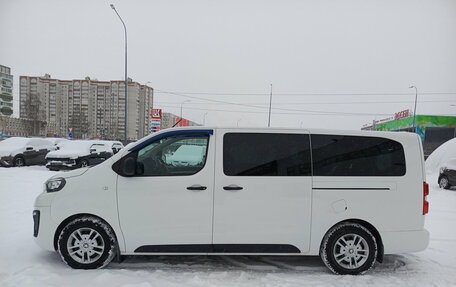 Peugeot Traveller I, 2021 год, 2 860 000 рублей, 10 фотография