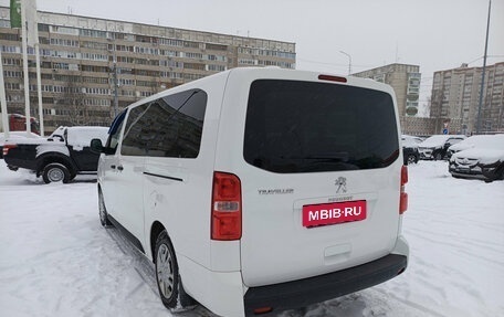 Peugeot Traveller I, 2021 год, 2 860 000 рублей, 8 фотография